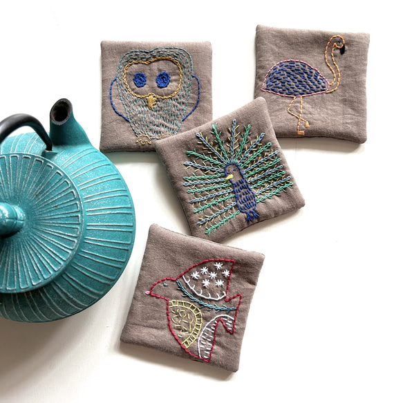 新作⭐︎鳥デザイン刺繍　コットンリネンコースター　1枚ずつ 2枚目の画像