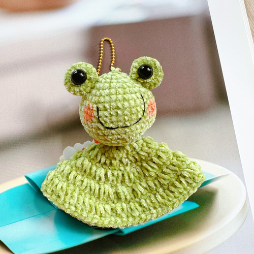 梅雨限定 晴れを願う“どうぶつのあつまれ てるてる坊主”編みぐるみ