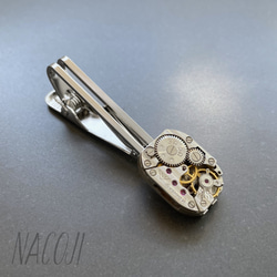 時計仕掛けのネクタイピン レクタングラー ヴィンテージ時計の