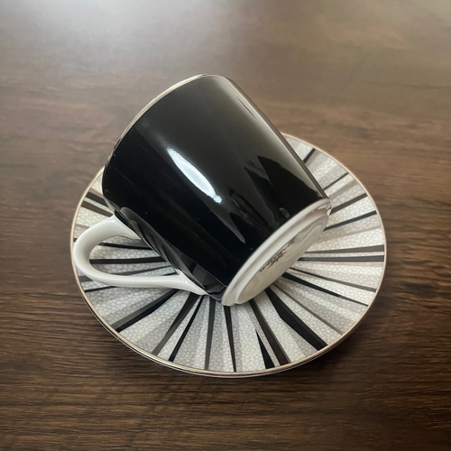 NARUMI ティーカップ＆ソーサー｜黒×銀縁｜ボーンチャイナ Made in