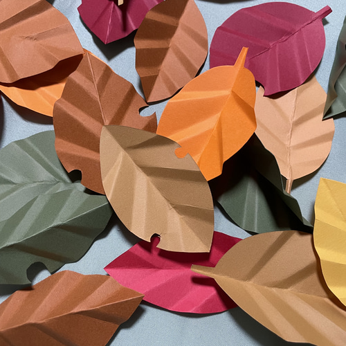 壁面飾り 落ち葉✨ ガーランド 壁面作り物係さわさわ 通販 18151523