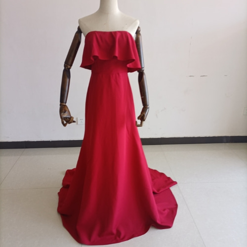 ボルドー色 パーティードレス ベアトップ スレンダーライン 花嫁  