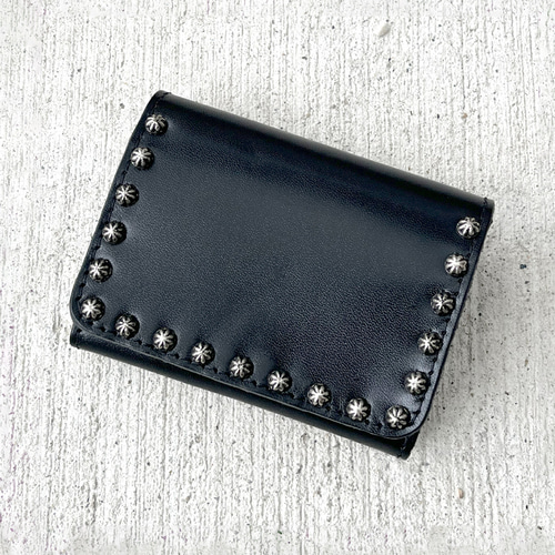 栃木レザー スタッズウォレット コンパクト財布 二つ折り財布 ［WL-001