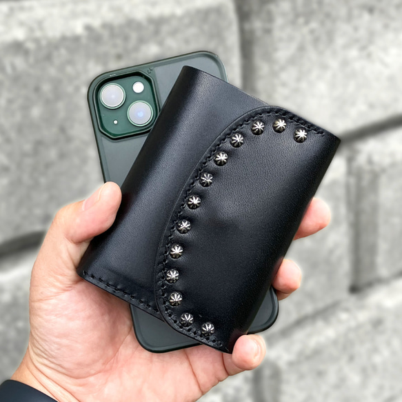 栃木レザー コンパクト財布 スタッズウォレット 三つ折り財布 新品 ブラック 栃木レザー コンパクト三つ折り財布 スタッズ財布［WL-002-ST1