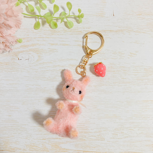 頭でか！ピンクのうさぎさん（ポリ塩化ビニールのプラスチック