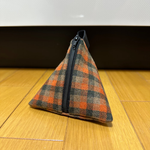 テトラポーチ 尾州ウール 小物入れ ブロックチェック柄 ポーチ