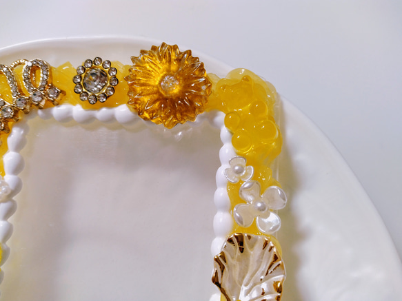 黄色い花のホイップトレカケース　【B8サイズ】 3枚目の画像