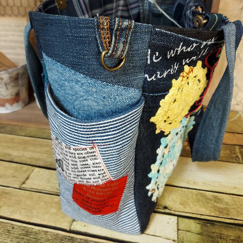 刺繍デニムバック No.539 デニムリメイク ショルダーバッグ 刺繍デニムバック No.539 デニムリメイク ショルダーバッグ