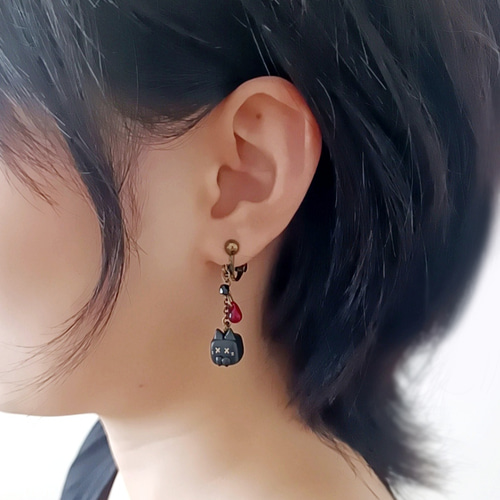くるみ☆猫の水玉ボールイヤリング purepoche_586e-3i014-695