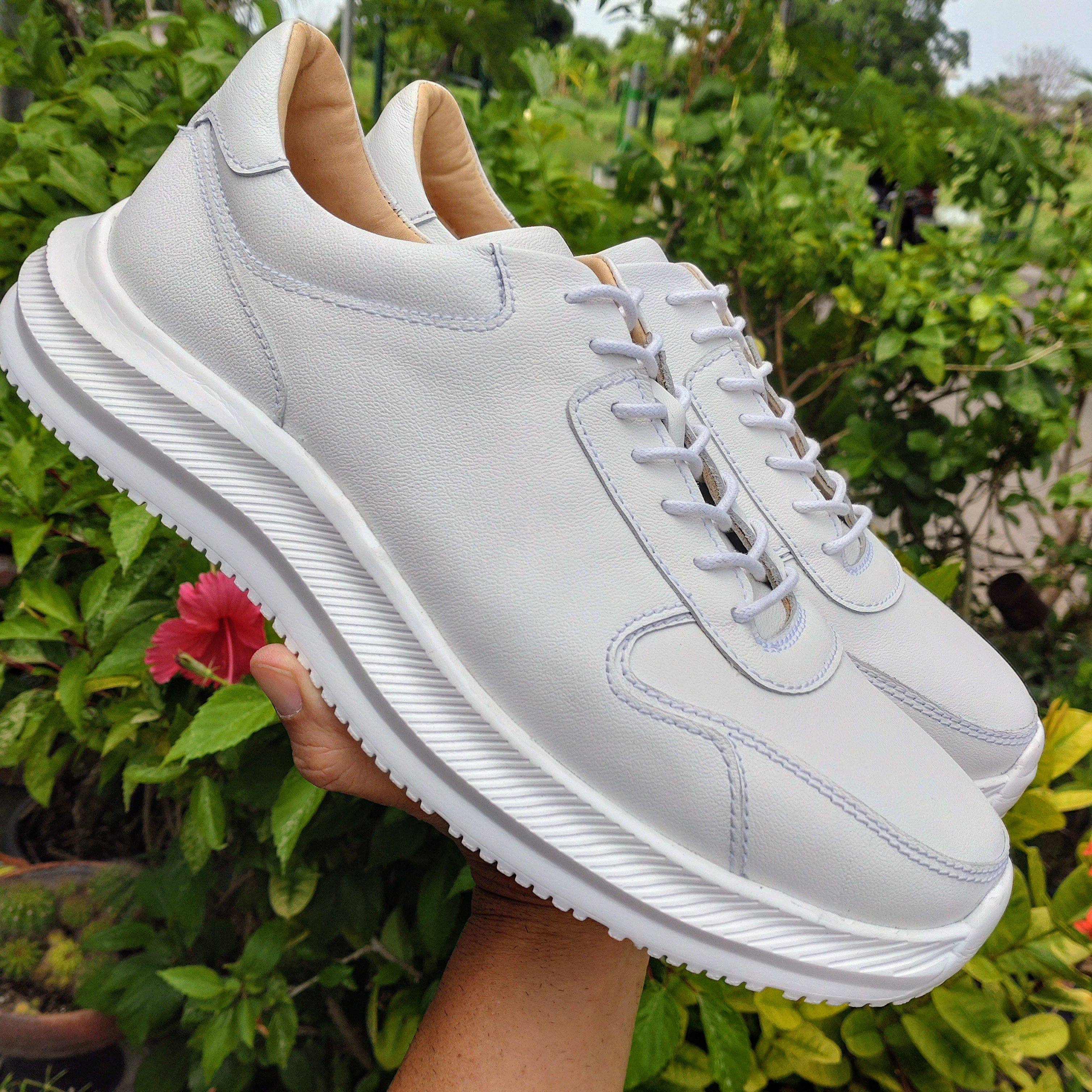 ◇4cm厚底ソール◇本革スニーカー◇超軽量ソール◇スニーカー◇無料サイズ調整◇男女兼用◇色変更可◇ホワイト◇身長UP◇