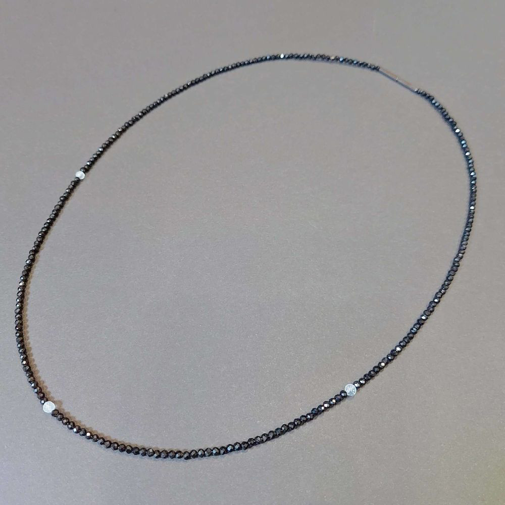 【3月の誕生石/アクアマリン】64面カットオニキス ネックレス 1月から12月までの誕生石 長さとお好み3石をセレクト