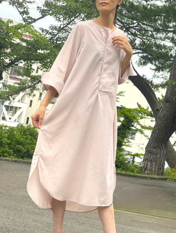 大人可愛い❣くすみピンクのワンピース サイズフリー マキシ丈 七分袖