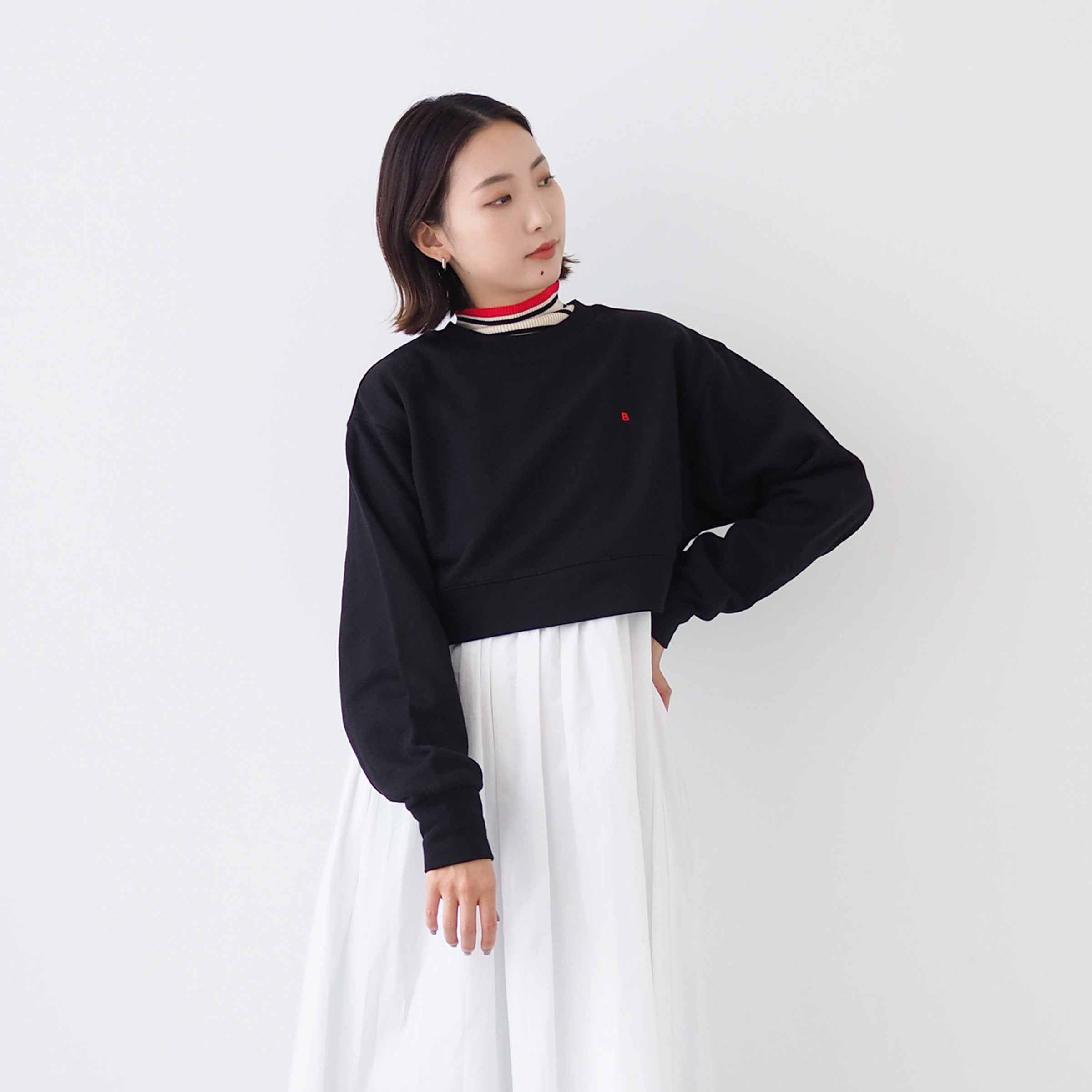 NOUNLESS クロップドフードスウェット ブラック NOUNLESS - 2024 AW | Sir online store / サー オンラインストア