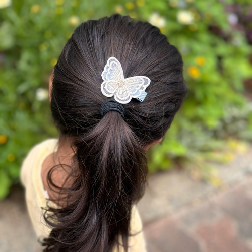 トマト　ちょうちょ　ヘアピン　リバティ　キッズアクセサリー　バタフライ 01.jpg