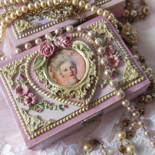 薔薇のマリーアントワネットのジュエリーボックス、指輪ケース フリー