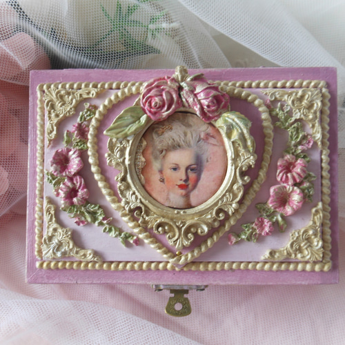 薔薇のマリーアントワネットのジュエリーボックス、指輪ケース フリー