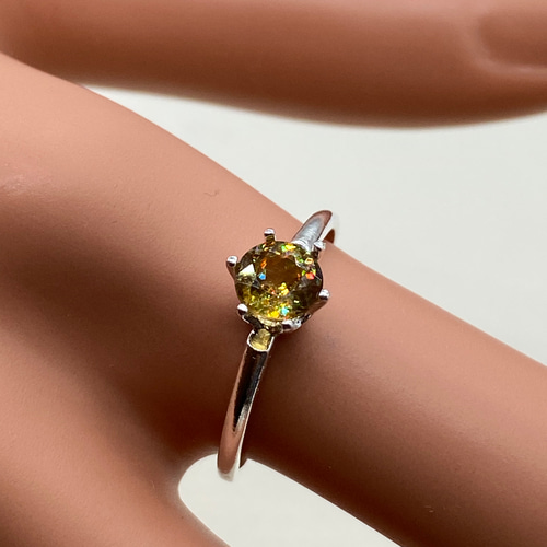 ☆SO☆スフェーンリングB～ゴールデン系（0.74ct） 指輪・リング らん