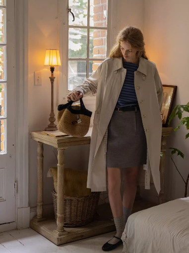 ベルト付き　ロングコート　トレンチコート