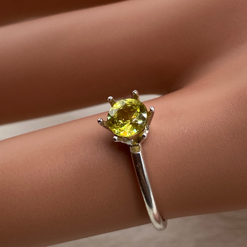 ☆SO☆スフェーンリングF～イエロー系（0.67ct） 指輪・リング らん 