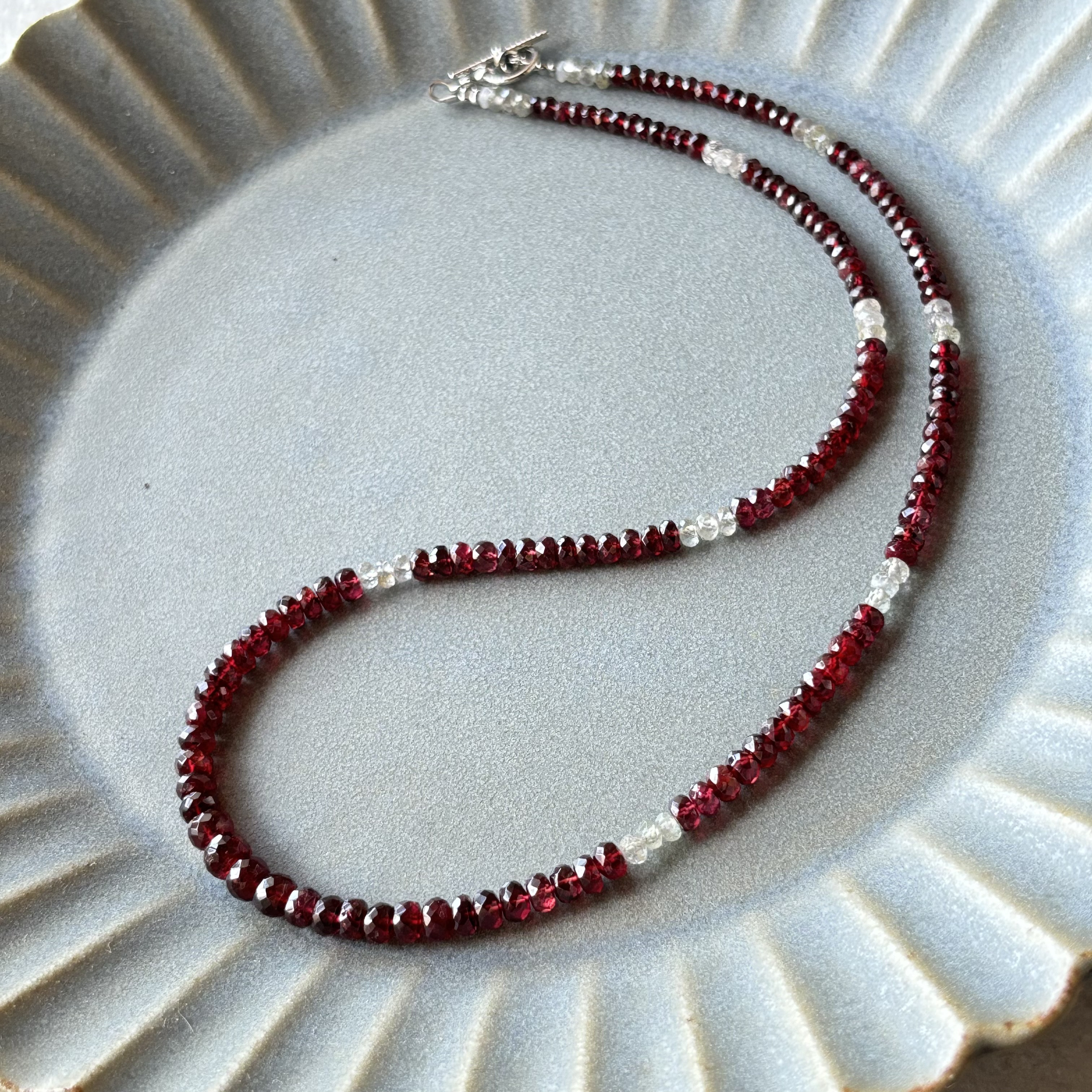レッドスピネルのネックレス/sv925