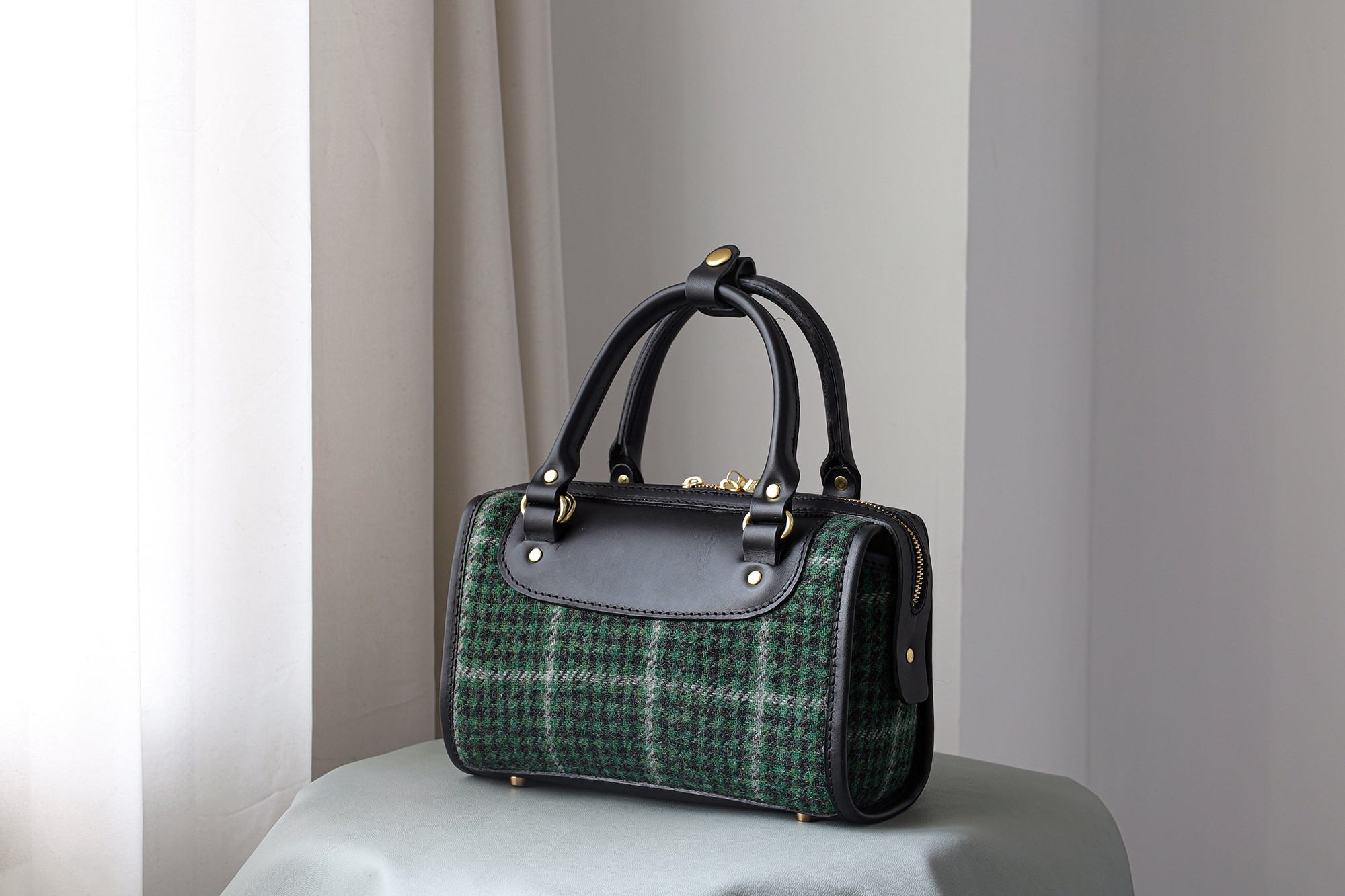 「ウール×革の組み合わせ」 本革手作りの二本手ファスナーボストンミニバッグバッグ