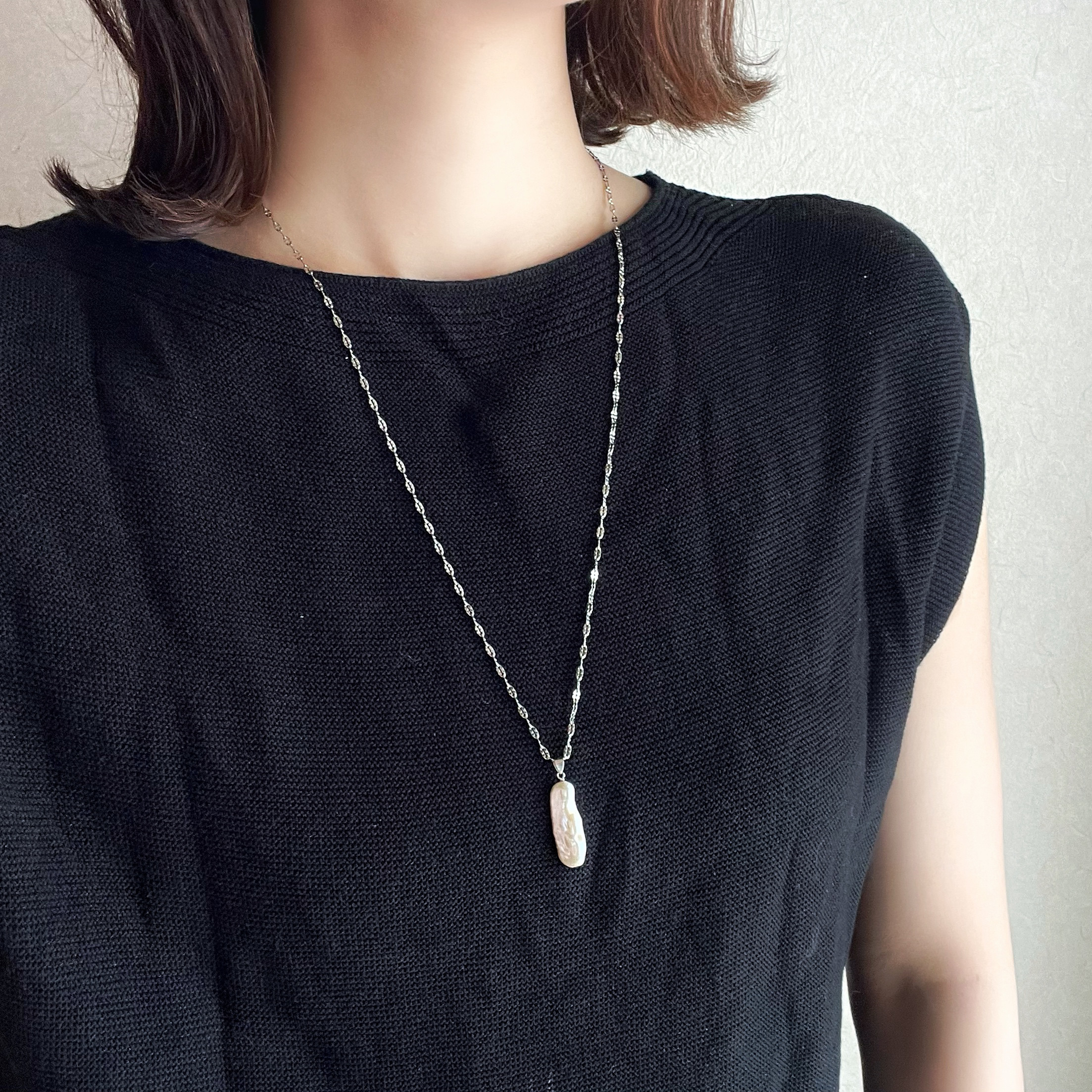 【JORIE】ニット・ブラウス映え！不器用さんでも大丈夫❤️　大粒淡水パールロングネックレス　サージカルステンレス刻印