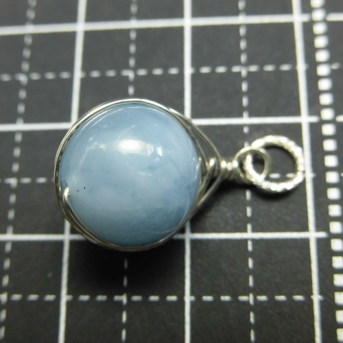 Silver925】ワイヤーラッピングアクアマリンの華やかなペンダント