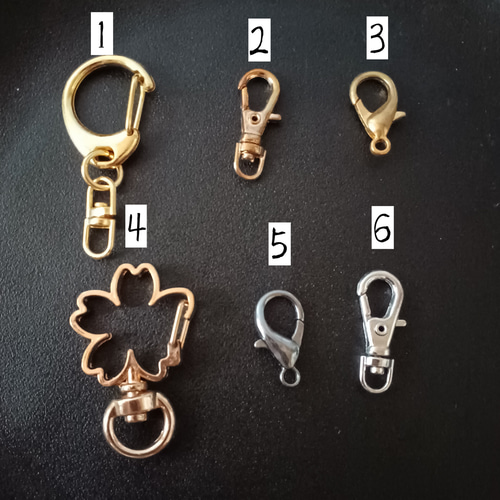 鷹の和風キーホルダー(四色) ハンドメイド レジン 和風キーホルダー 鷹