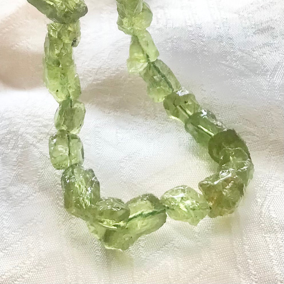 すずりん様アパタイト♡レピド♡ソーダ♡トルマリン♡サンストーン共生No1682 472 メロンソーダのゼリーみたいな ペリドット【6石