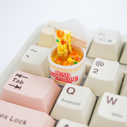 指先に噛みつく存在感！サメのキーキャップ その他雑貨 Foodie & Key