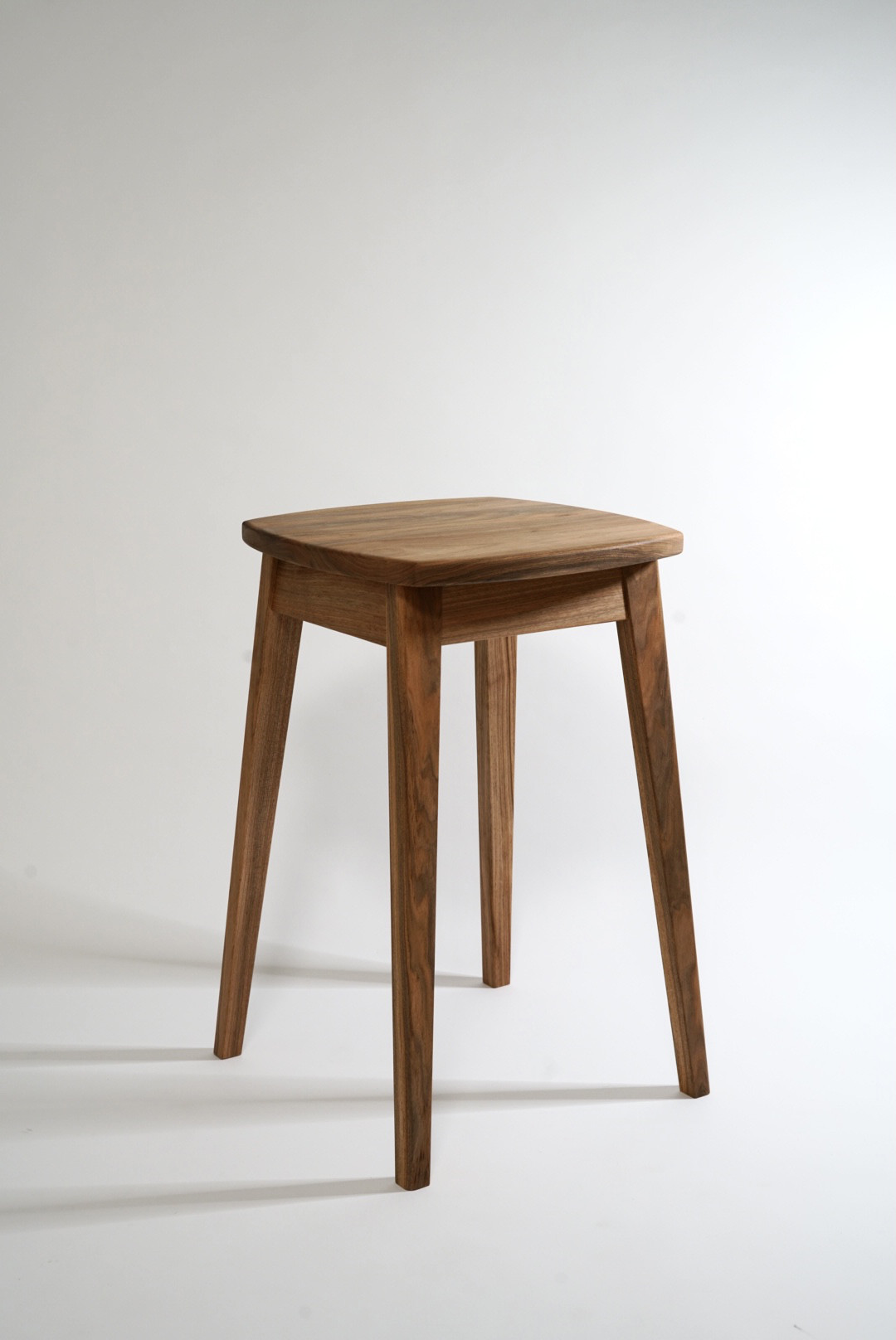 いい香り 東濃ひのき スツール・フリル・無垢無塗装・オーガニック