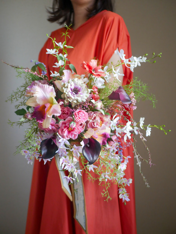 ウェディングブーケ　前撮りブーケ　個性的ブーケ　個性派ブーケ　アーティフィシャルフラワーブーケ　韓国ブーケ　カラフル 