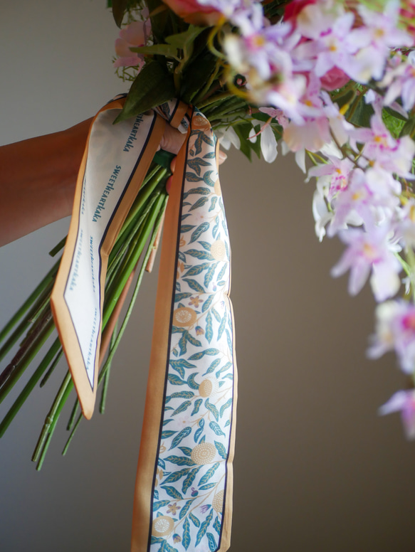 ウェディングブーケ　前撮りブーケ　個性的ブーケ　個性派ブーケ　アーティフィシャルフラワーブーケ　韓国ブーケ　カラフル 