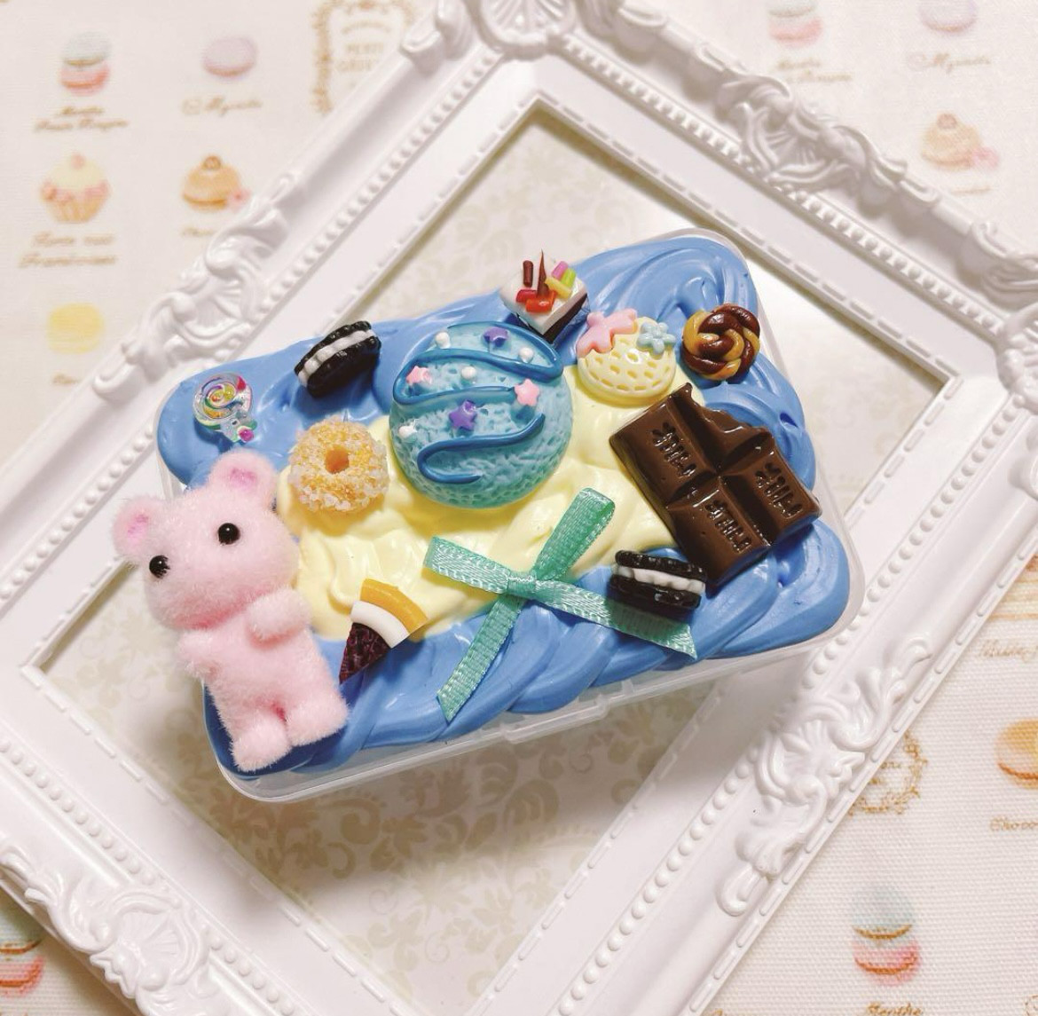 ボックスティッシュカバー　ティッシュケース　ケーキ　手編み ストロベリーホイップケーキ】手作りティッシュボックス
