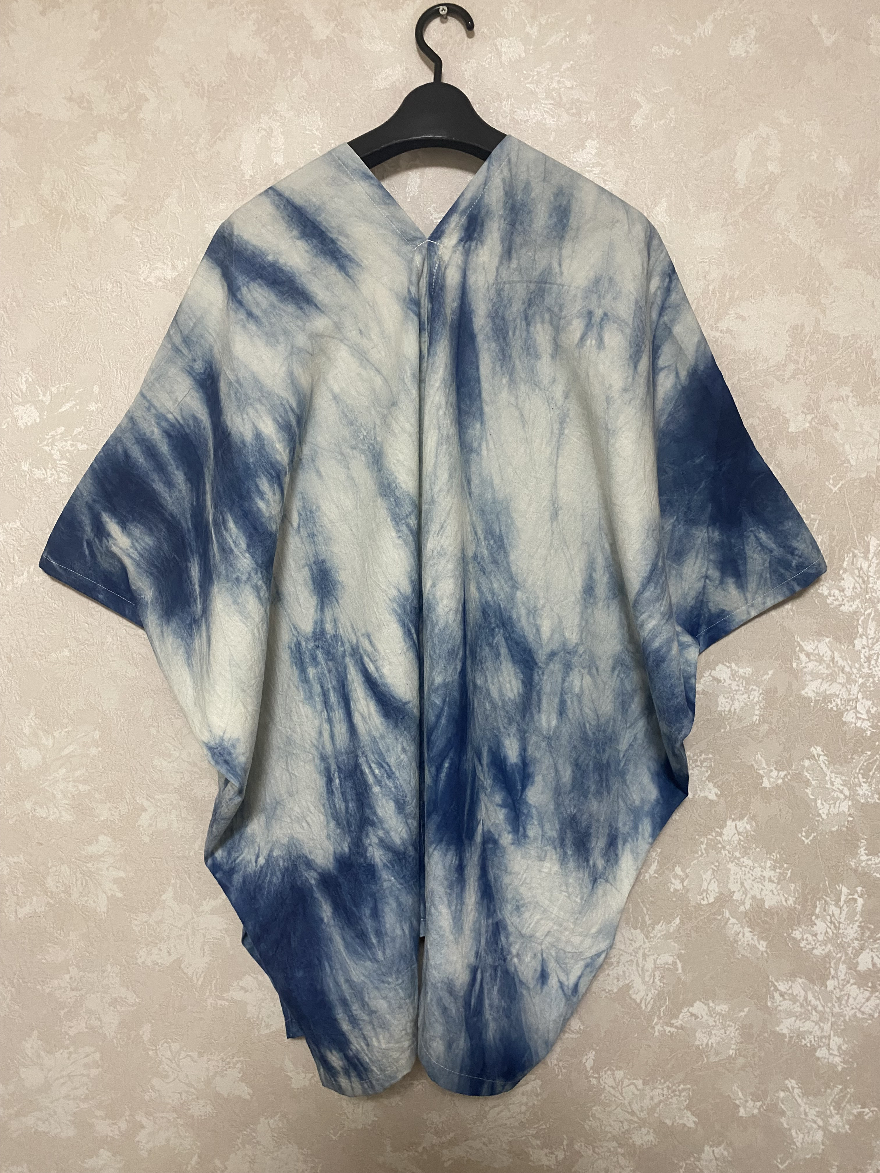 164藍染めのジャケット(絞り染め、渦)