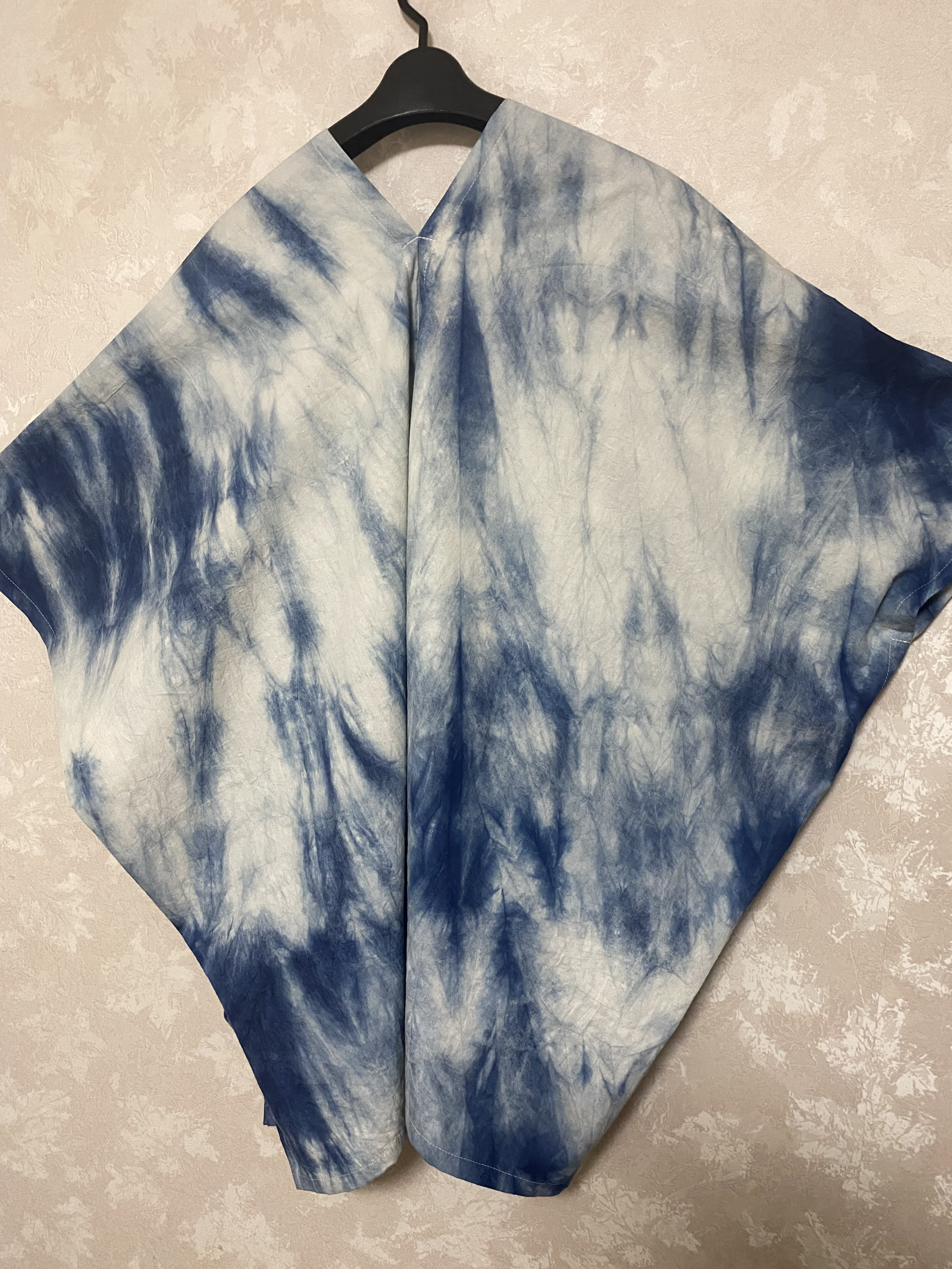 164藍染めのジャケット(絞り染め、渦)