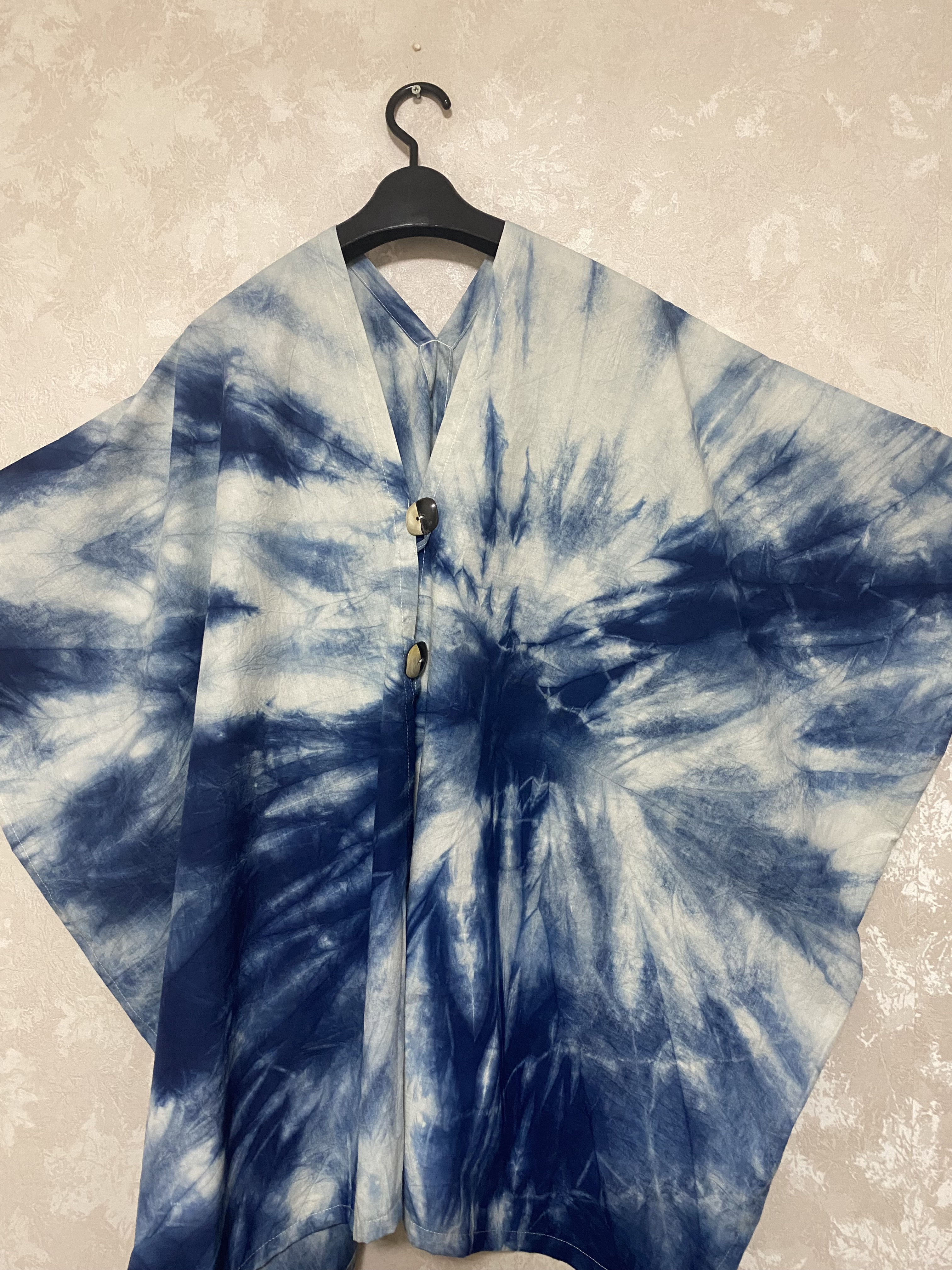 164藍染めのジャケット(絞り染め、渦)