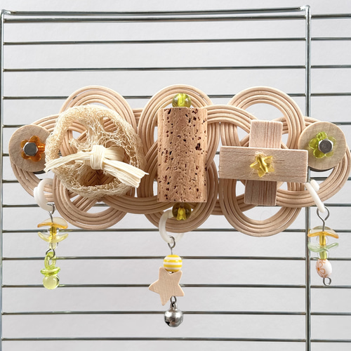 鳥のおもちゃ ☆ラタンのプレイフレーム 大☆ 【鳥 インコ おもちゃ