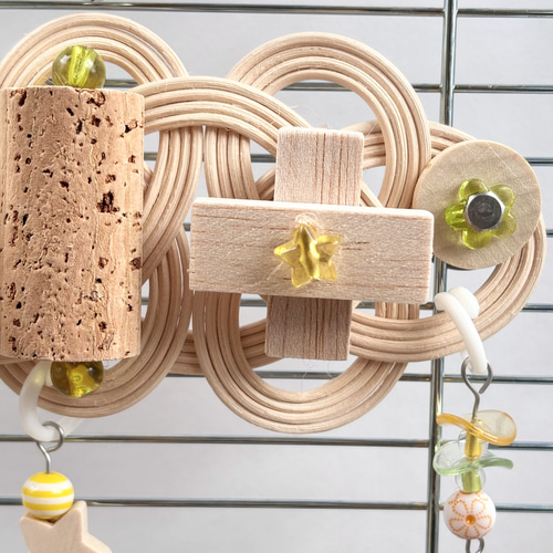 鳥のおもちゃ ☆ラタンのプレイフレーム 大☆ 【鳥 インコ