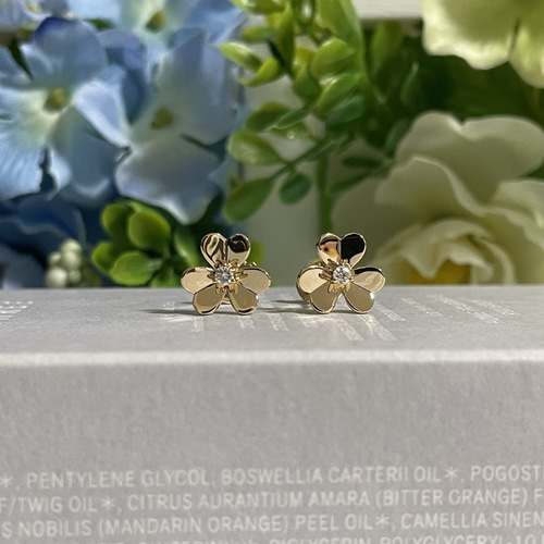 ダイヤモンドピアス k18 新品 ピアス（その他） Aurora Jewelry 通販  