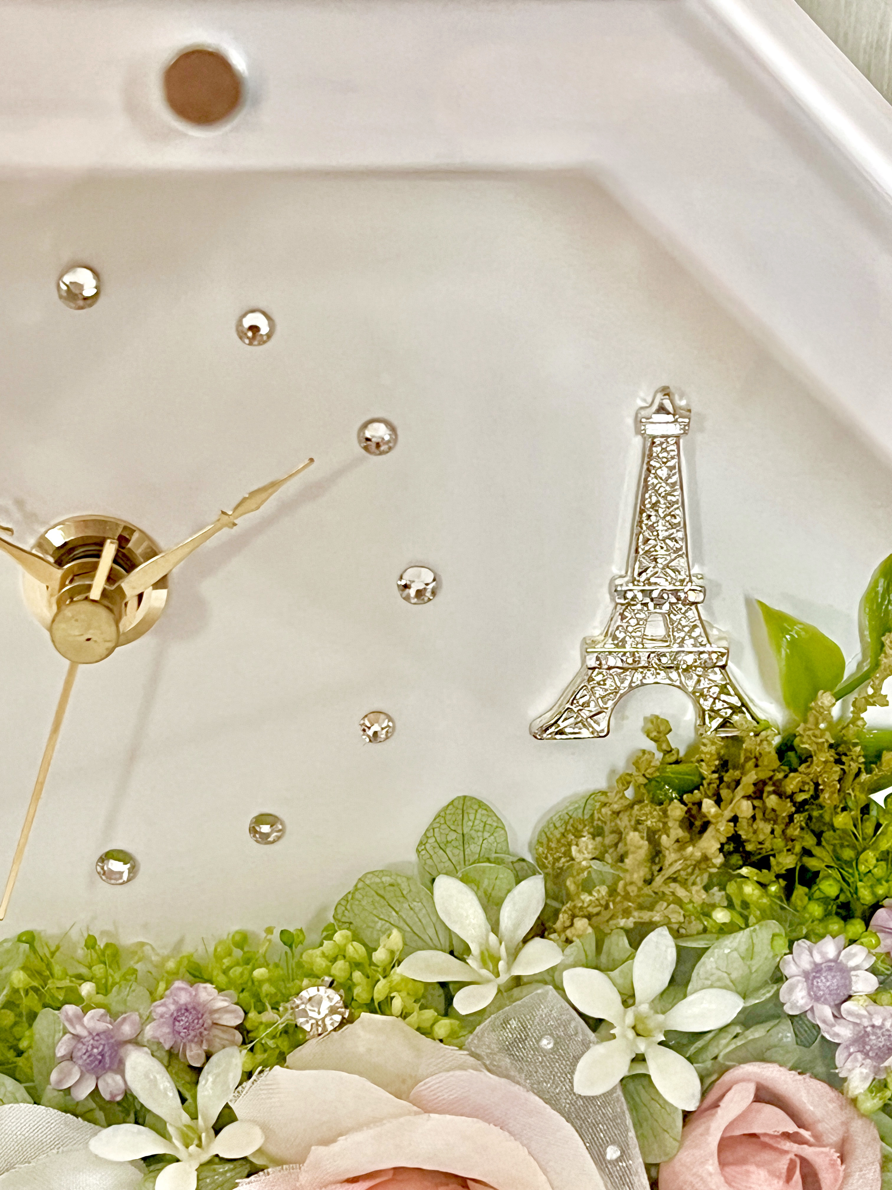 八角フラワー時計＊エッフェル塔　アンティークホワイト　花時計　インテリア雑貨　フラワーアレンジメント