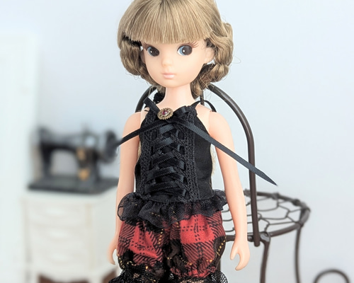 1212【復刻版初代リカちゃん】赤のチェックのふんわりかぼちゃパンツ※1