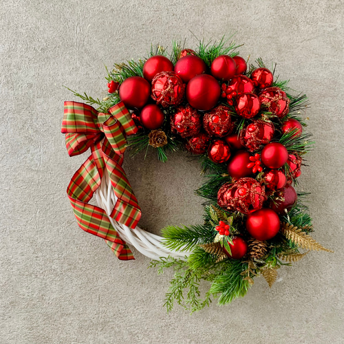 超豪華！ゴージャス&ラグジュアリーなクリスマスフラワーリース♡超特大サイズ♡ クリスマスリース カラーボール 赤 ゴージャス 壁飾り 煌めく 超早割祭