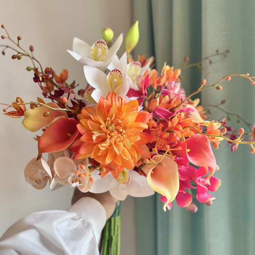 秋のオレンジブーケ アーティフィシャルフラワー シンピジューム