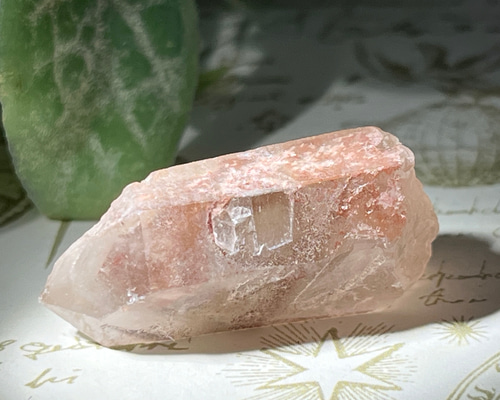 ファントム✨ ヘマタイト イン クォーツ クリスタル 水晶 原石