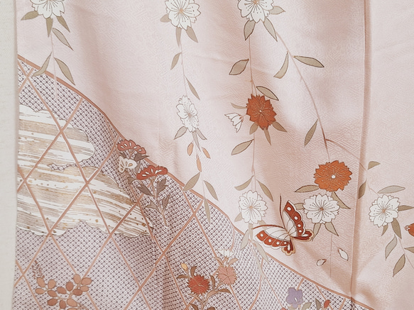 ワンタッチ着物　くらわん着物　正絹付け下げ訪問着リメイク　薄桃色枝垂れ桜梅蝶文様 また 身長 体重を備考欄にお書きください 幅出し 詰め等の寸法直しは致しておりません ご了承下さい