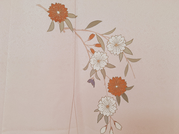 ワンタッチ着物　くらわん着物　正絹付け下げ訪問着リメイク　薄桃色枝垂れ桜梅蝶文様 また 身長 体重を備考欄にお書きください 幅出し 詰め等の寸法直しは致しておりません ご了承下さい