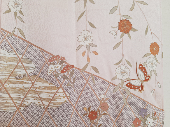 ワンタッチ着物　くらわん着物　正絹付け下げ訪問着リメイク　薄桃色枝垂れ桜梅蝶文様 また 身長 体重を備考欄にお書きください 幅出し 詰め等の寸法直しは致しておりません ご了承下さい