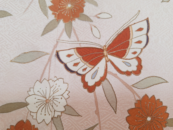 ワンタッチ着物　くらわん着物　正絹付け下げ訪問着リメイク　薄桃色枝垂れ桜梅蝶文様 また 身長 体重を備考欄にお書きください 幅出し 詰め等の寸法直しは致しておりません ご了承下さい