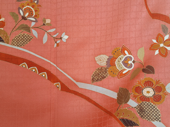 【トール】ワンタッチ着物　くらわん着物　正絹付け下げ訪問着リメイク　濃サーモンピンク花文様 また 身長 体重を備考欄にお書きください 幅出し 詰め等の寸法直しは致しておりません ご了承下さい